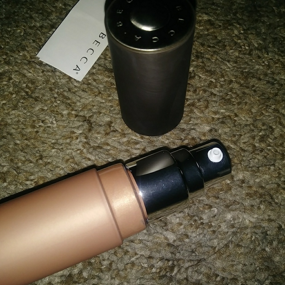 BECCA Rose Gold Shimmering Skin Perfector 1.7fl.oz